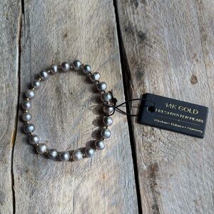 14K Gold and Freshwater Pearl Stretch Bracelet